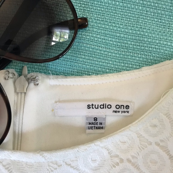 Knee length dress - Picture 2 of 3